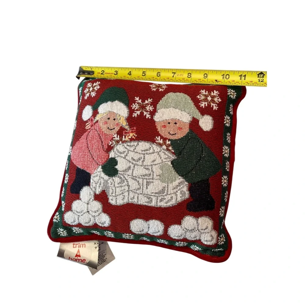 New Vintage Needlepoint Throw Pillow Christmas Holiday Decor Winter Snow Day